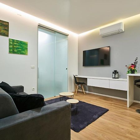 Bed Of Roses Apt 2, Premium, Designer Decorated Ζάγκρεμπ Εξωτερικό φωτογραφία
